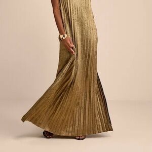 Lulus Averette Bronze Metallic Pleated One-shoulder Maxi Dress Gold Size L